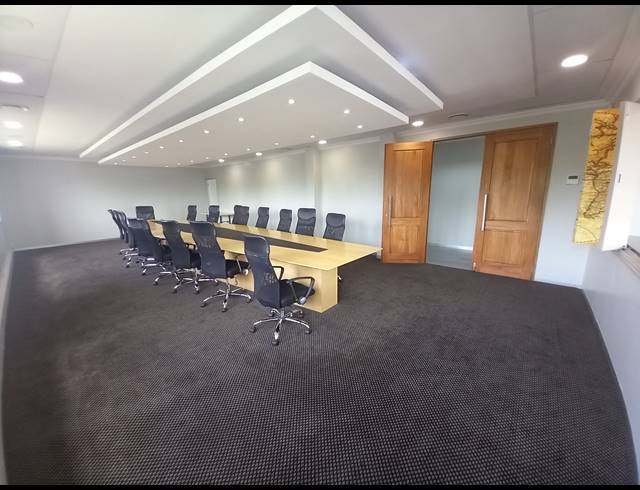 554M² OFFICE TO LET IN BRYANSTON